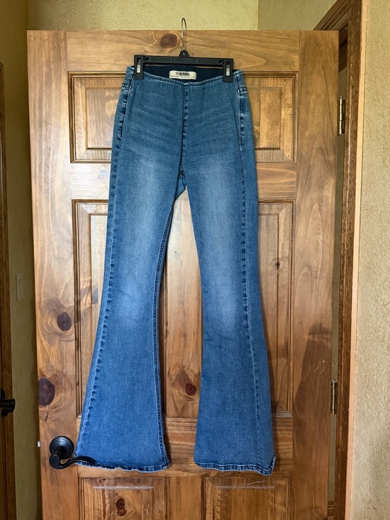Rock & Roll Cowgirl Denim - Rock & Roll Cowgirl Flared Jeans